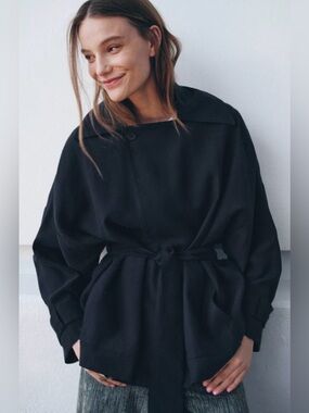 Zara short flowy trench coach ZW Collection